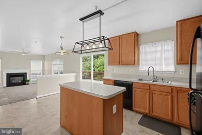 7100 Starboard Drive, District Heights, MD 20747 - Photo 8