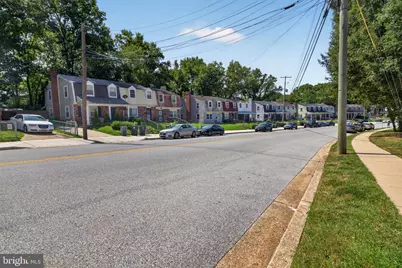 7617 Barlowe Road, Hyattsville, MD 20785 - Photo 32