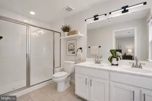 1052 Owens Rd, Oxon Hill, MD 20745 - Photo 30