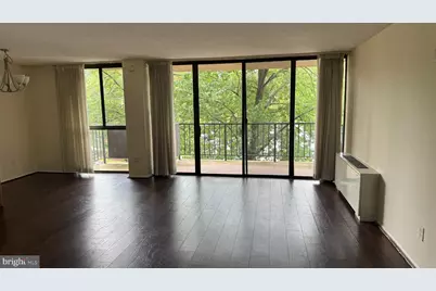 6100 Westchester Park #403, College Park, MD 20740 - Photo 2