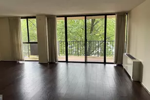 6100 Westchester Park, College Park, MD 20740 - Photo 2
