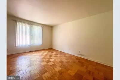 6008 Westchester Park Drive #T2, College Park, MD 20740 - Photo 8