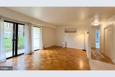 6008 Westchester Park Drive #T2, College Park, MD 20740 - Photo 6