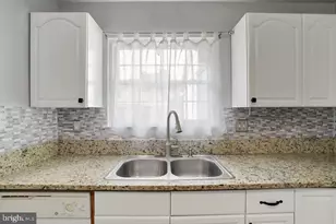 2279 Prince of Wales Ct, Bowie, MD 20716 - Photo 20