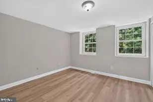 1800 Village Green Dr, Landover, MD 20785 - Photo 16