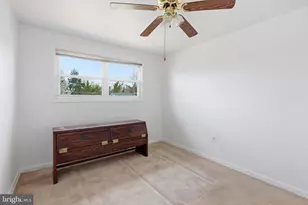5704 Colon Terrace, Temple Hills, MD 20748 - Photo 6