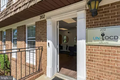 9520 S Old Marlboro Pike #202, Upper Marlboro, MD 20772 - Photo 4