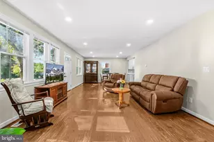 4804 Henderson Rd, Temple Hills, MD 20748 - Photo 6