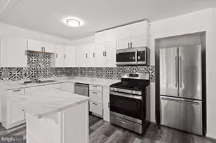 3122 Brinkley Rd, Temple Hills, MD 20748 - Photo 8