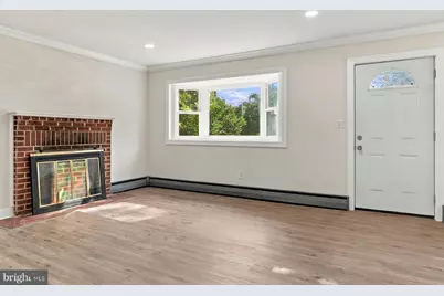 2120 Ravenswood Street, Hyattsville, MD 20782 - Photo 2