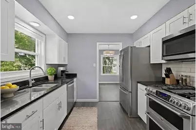 10807 Hill Top Drive, Fort Washington, MD 20744 - Photo 4