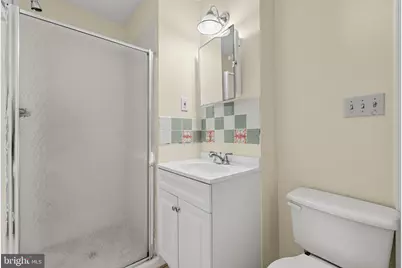 9223 E Gary Lane E, Upper Marlboro, MD 20774 - Photo 20