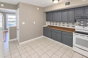 2013 Van Buren St, Hyattsville, MD 20782 - Photo 4