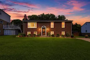 12305 Birchview Dr, Clinton, MD 20735 - Photo 2