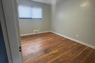 3525 Manorwood Dr, Hyattsville, MD 20782 - Photo 10