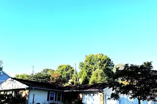 2420 Keyberry Ln, Bowie, MD 20715 - Photo 2