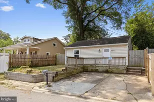 5031 Emo St, Capitol Heights, MD 20743 - Photo 2