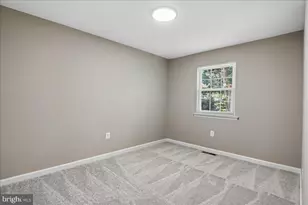 5503 Rollins Ln, Capitol Heights, MD 20743 - Photo 16