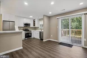 5503 Rollins Ln, Capitol Heights, MD 20743 - Photo 10