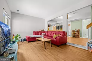 7105 Ora Glen Ct, Greenbelt, MD 20770 - Photo 6