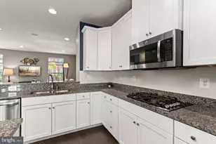 14311 Ridge View Ln, Laurel, MD 20707 - Photo 6