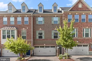 14311 Ridge View Ln, Laurel, MD 20707 - Photo 2