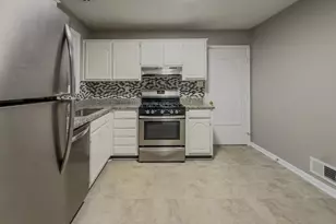 4612 Sharon Rd, Temple Hills, MD 20748 - Photo 10