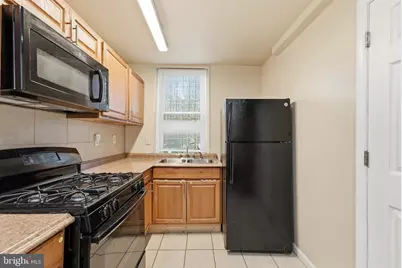 4814 Deanwood Drive, Capitol Heights, MD 20743 - Photo 4