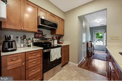 4905 Marlborough Grove, Upper Marlboro, MD 20772 - Photo 6