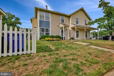 4905 Marlborough Grove, Upper Marlboro, MD 20772 - Photo 2