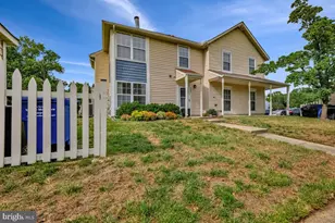 4905 Marlborough Grove, Upper Marlboro, MD 20772 - Photo 2