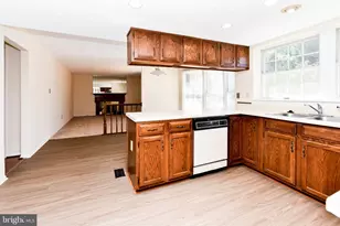 2102 Crepe Ct, Bowie, MD 20721 - Photo 10