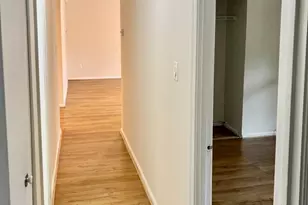 8042 Lakecrest Dr, Greenbelt, MD 20770 - Photo 14