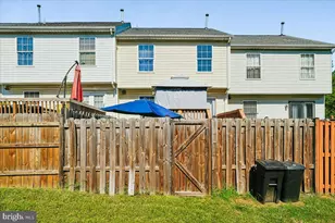 5312 Stoney Meadow Dr, District Heights, MD 20747 - Photo 2