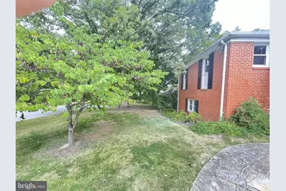 7325 Radcliffe Drive, College Park, MD 20740 - Photo 8