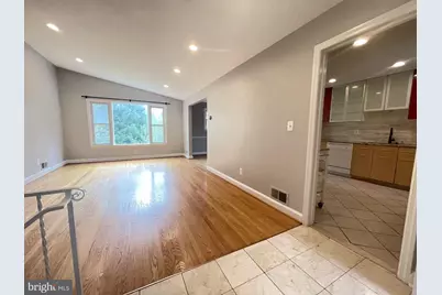 7325 Radcliffe Drive, College Park, MD 20740 - Photo 10