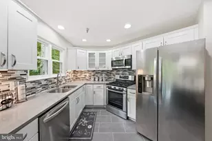 4607 Margie Ct, Lanham, MD 20706 - Photo 10