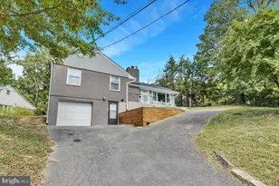 6202 Inwood Street S, Cheverly, MD 20785 - Photo 2