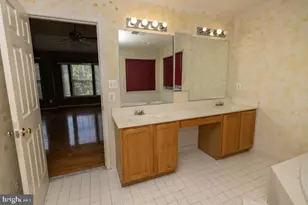 5803 Lawton Ct, Lanham, MD 20706 - Photo 18