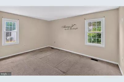 13100 N Point Lane, Laurel, MD 20708 - Photo 12