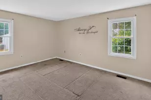 13100 North Point Ln, Laurel, MD 20708 - Photo 12