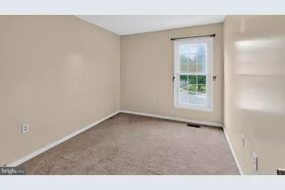 13100 N Point Lane, Laurel, MD 20708 - Photo 18