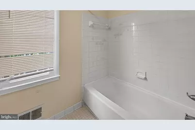 13100 N Point Lane, Laurel, MD 20708 - Photo 14