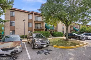 6930 Hanover Pkwy, Greenbelt, MD 20770 - Photo 2