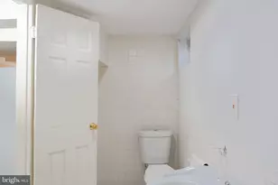 2420 Hannon St, Hyattsville, MD 20783 - Photo 26