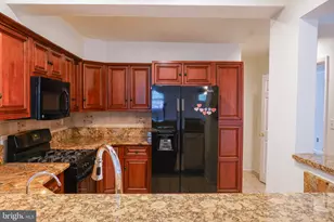 2420 Hannon St, Hyattsville, MD 20783 - Photo 12