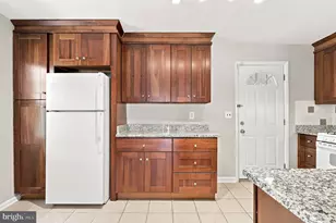 8459 Imperial Dr, Laurel, MD 20708 - Photo 16
