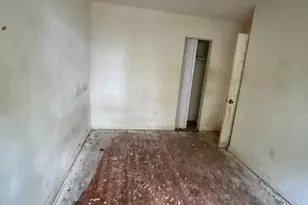 5203 Deal Dr, Oxon Hill, MD 20745 - Photo 12