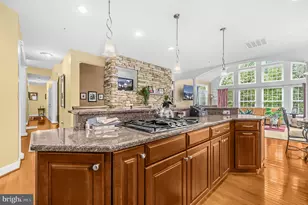 16610 Pleasant Colony Dr, Upper Marlboro, MD 20774 - Photo 12