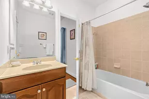 16610 Pleasant Colony Dr, Upper Marlboro, MD 20774 - Photo 32